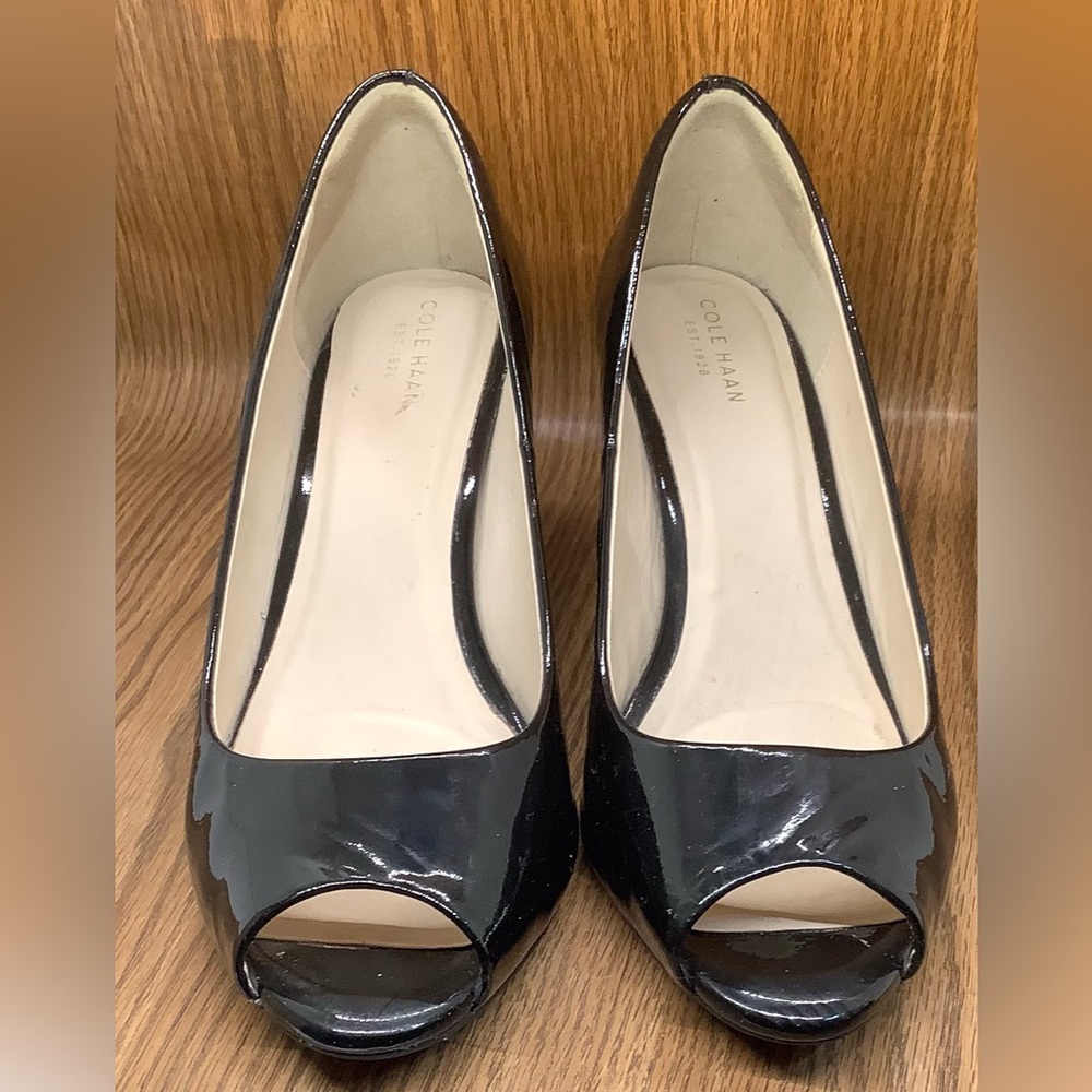 COLE HAAN Patent Leather Peep Toe Wedges Size 9.5